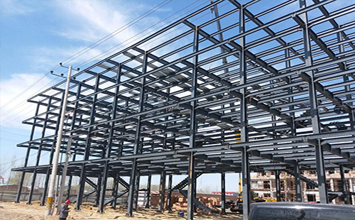 高台甘肃钢结构厂房屋面选材指南：确保性能与经济性的完美结合