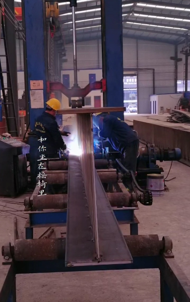 甘肃高台钢结构厂H型钢组立机